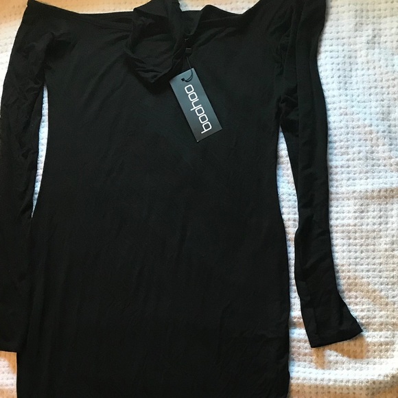 NWT Boohoo black dress - Picture 1 of 4